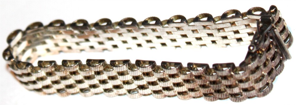Flawless fabulous 925 sterling silver marked mesh Bracelet
